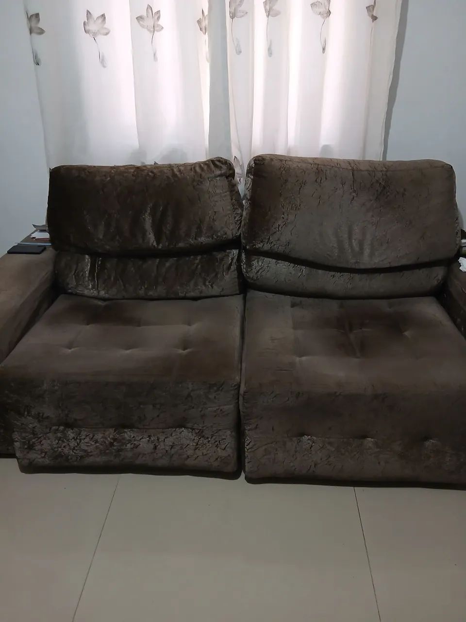 sofa 3 lugar.