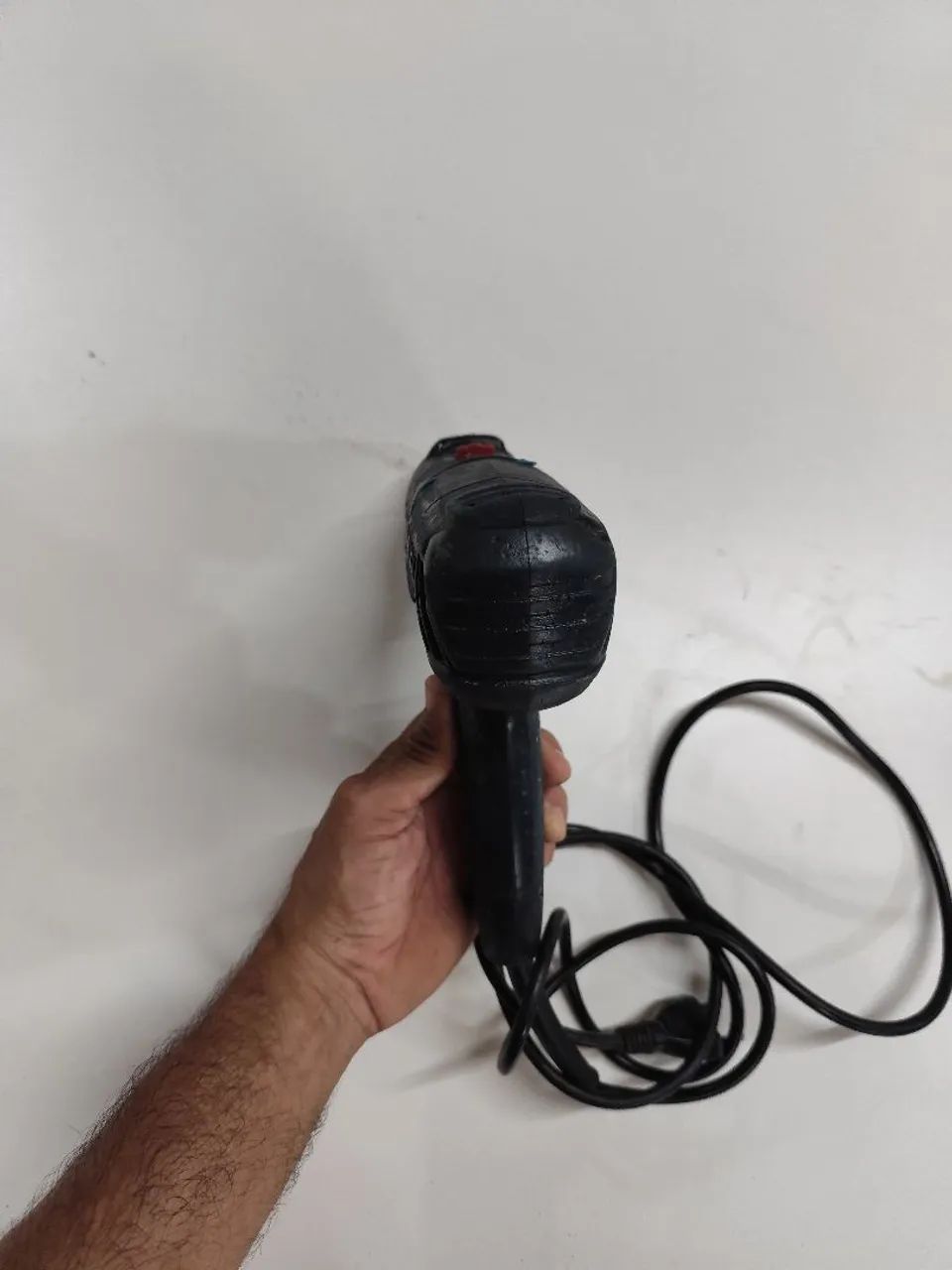 Parafusadeira Bosch semi nova  - Foto 5