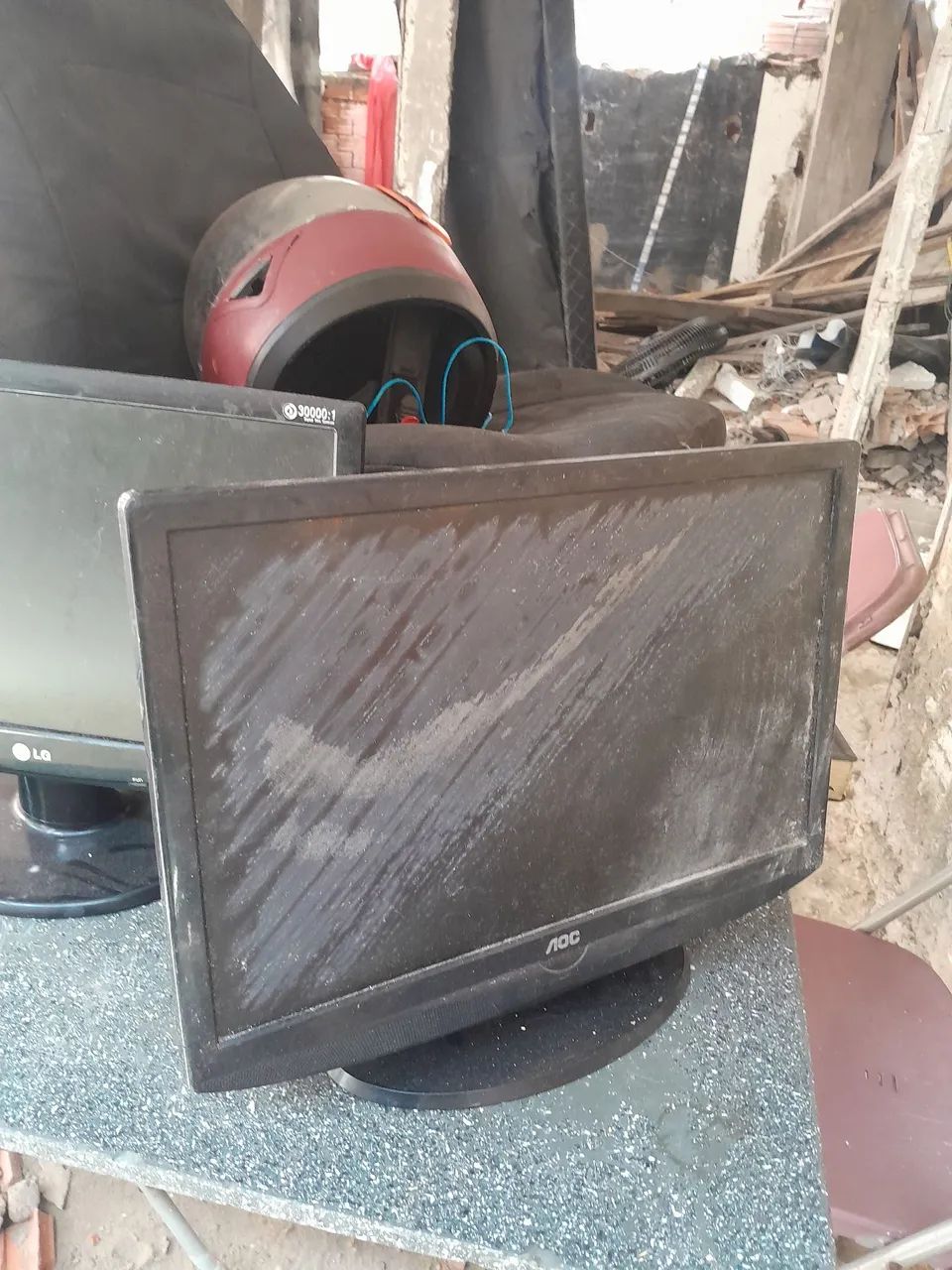 Monitores AOC E LG - Foto 3