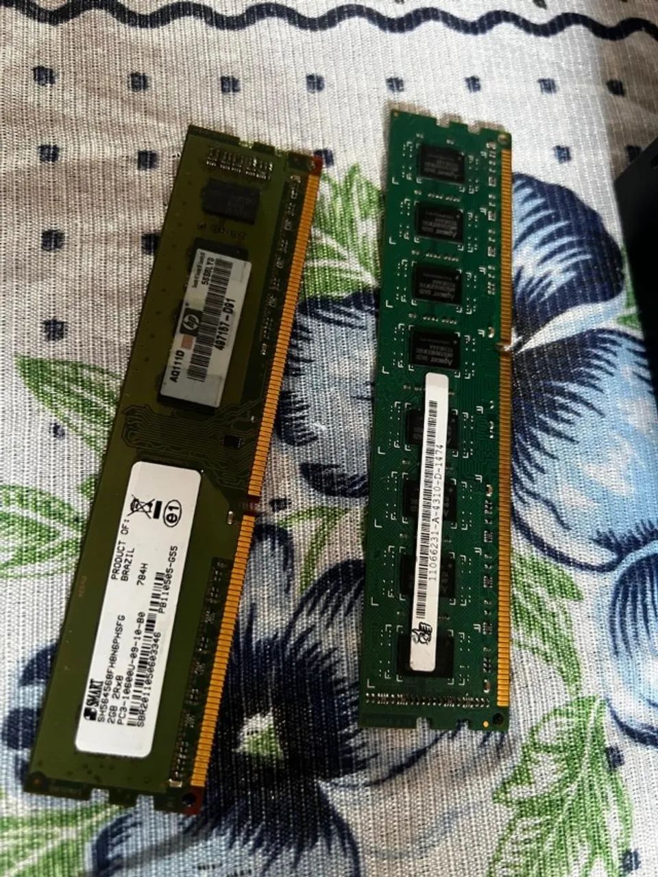 Dois  Pentes ddr3 ... de 2GB - Foto 3