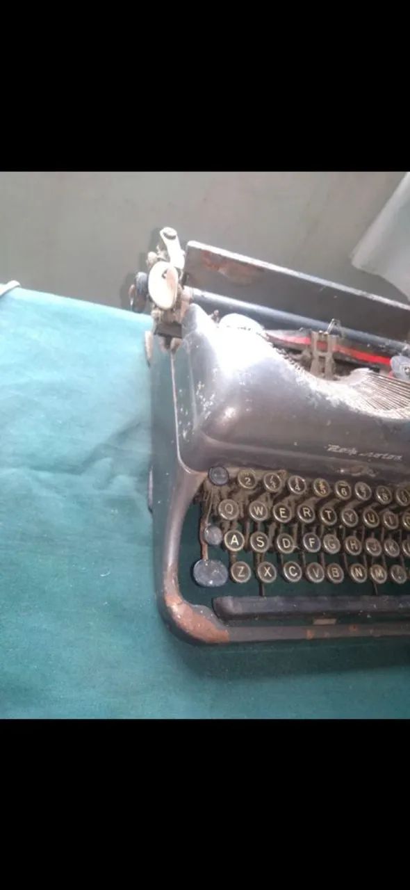 Máquinas escrever antiga. - Foto 3