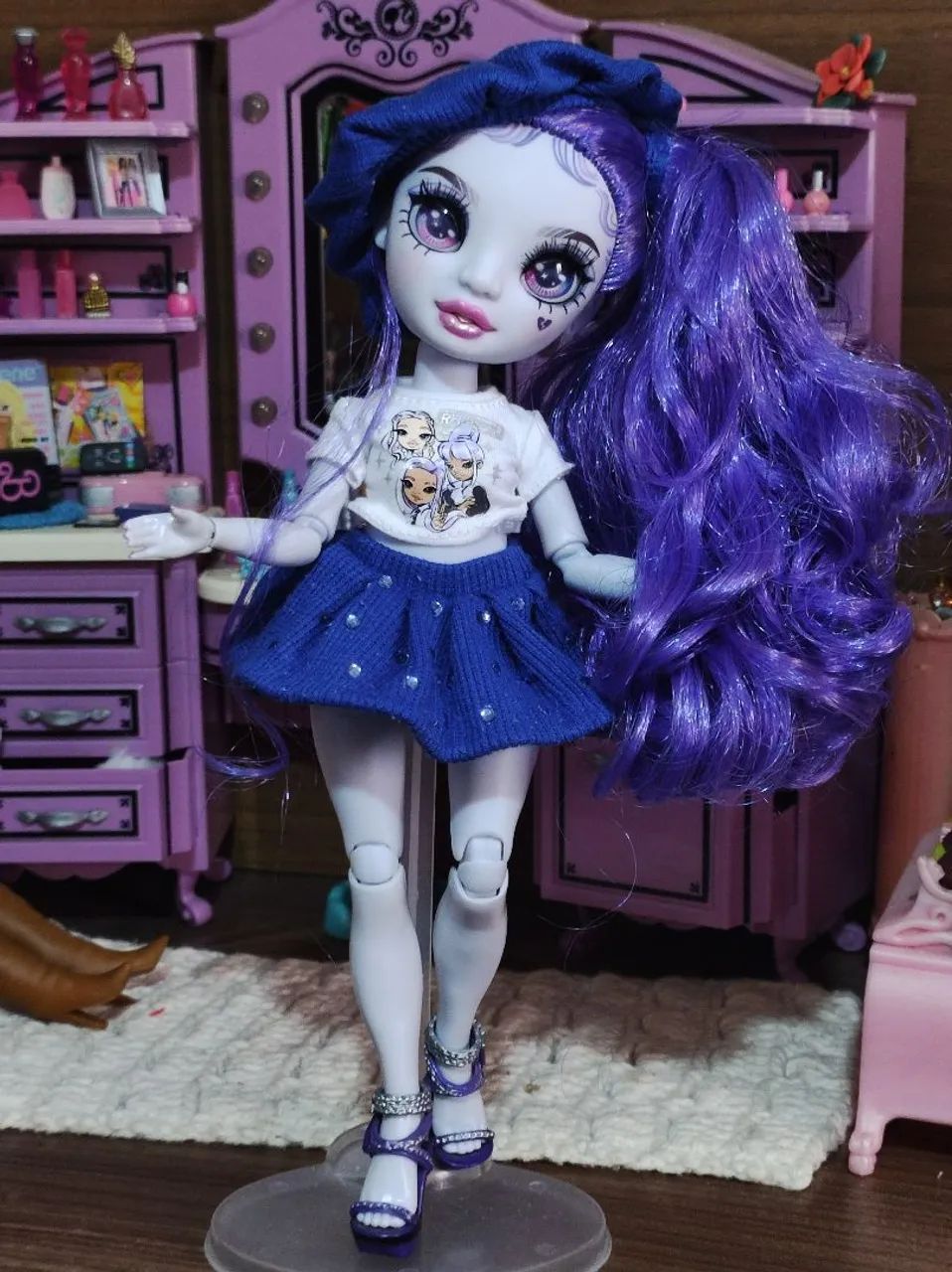 Boneca rainbow high shadow high uma 