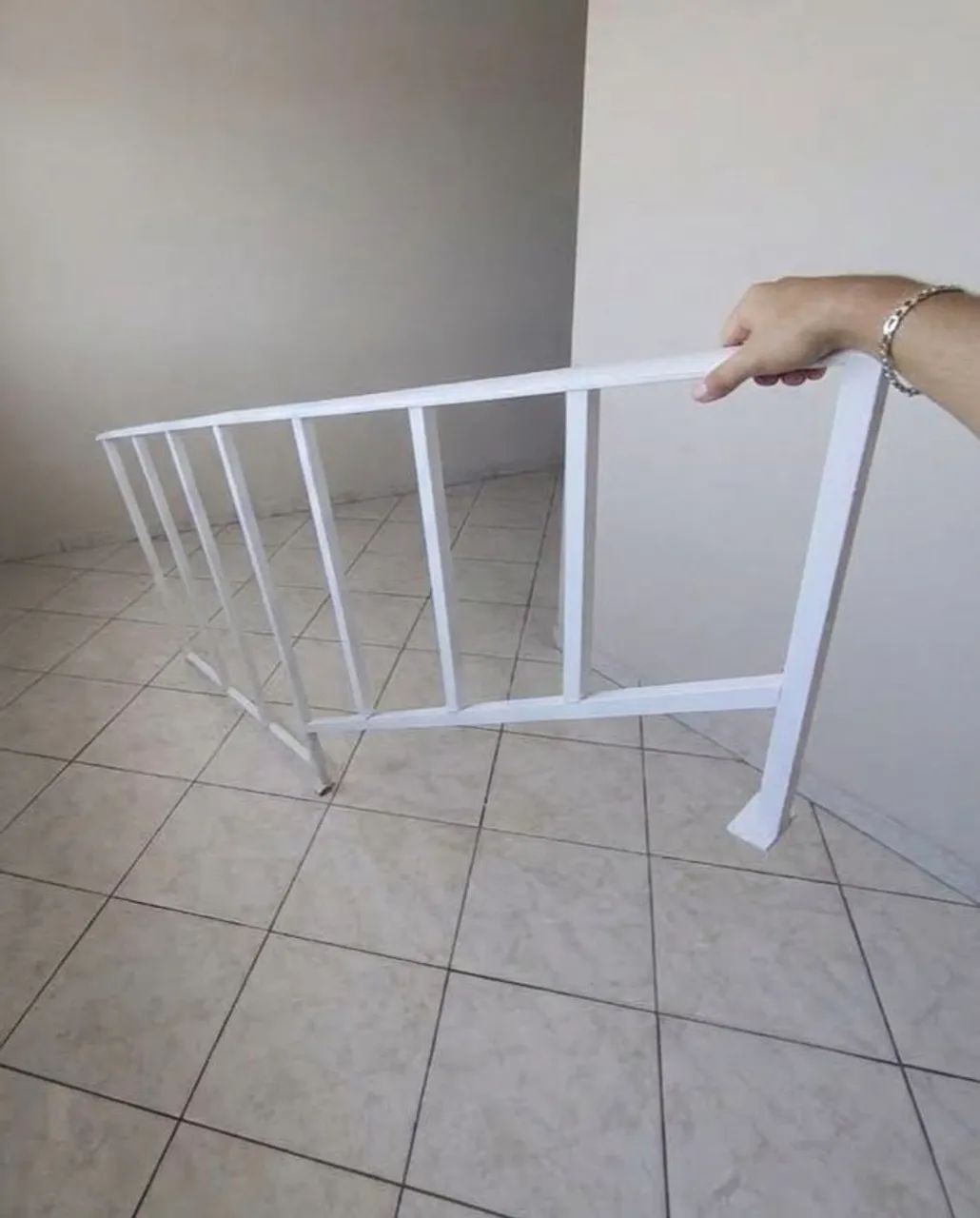 Corrimão em alumínio branco 2,10m - Foto 3