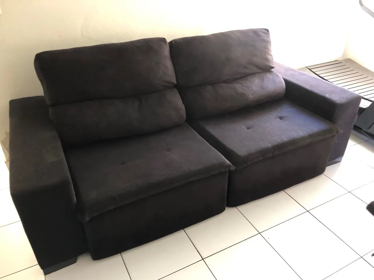 Sofá retrátil preto - 2,40m 