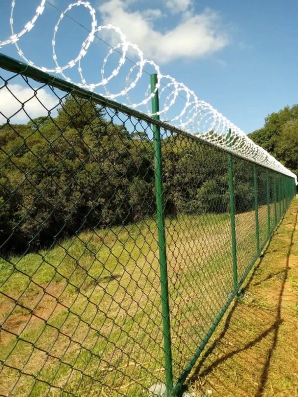 Instalação Rápida de Concertina e cerca eletrica  - Foto 2