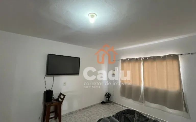 Imóvel Comercial com Renda à Venda em Passos/MG - 3 Salas Comerciais + Apartamento - Foto 2