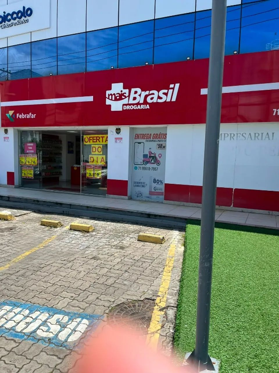 Farmácia à Venda - Porteira Fechada