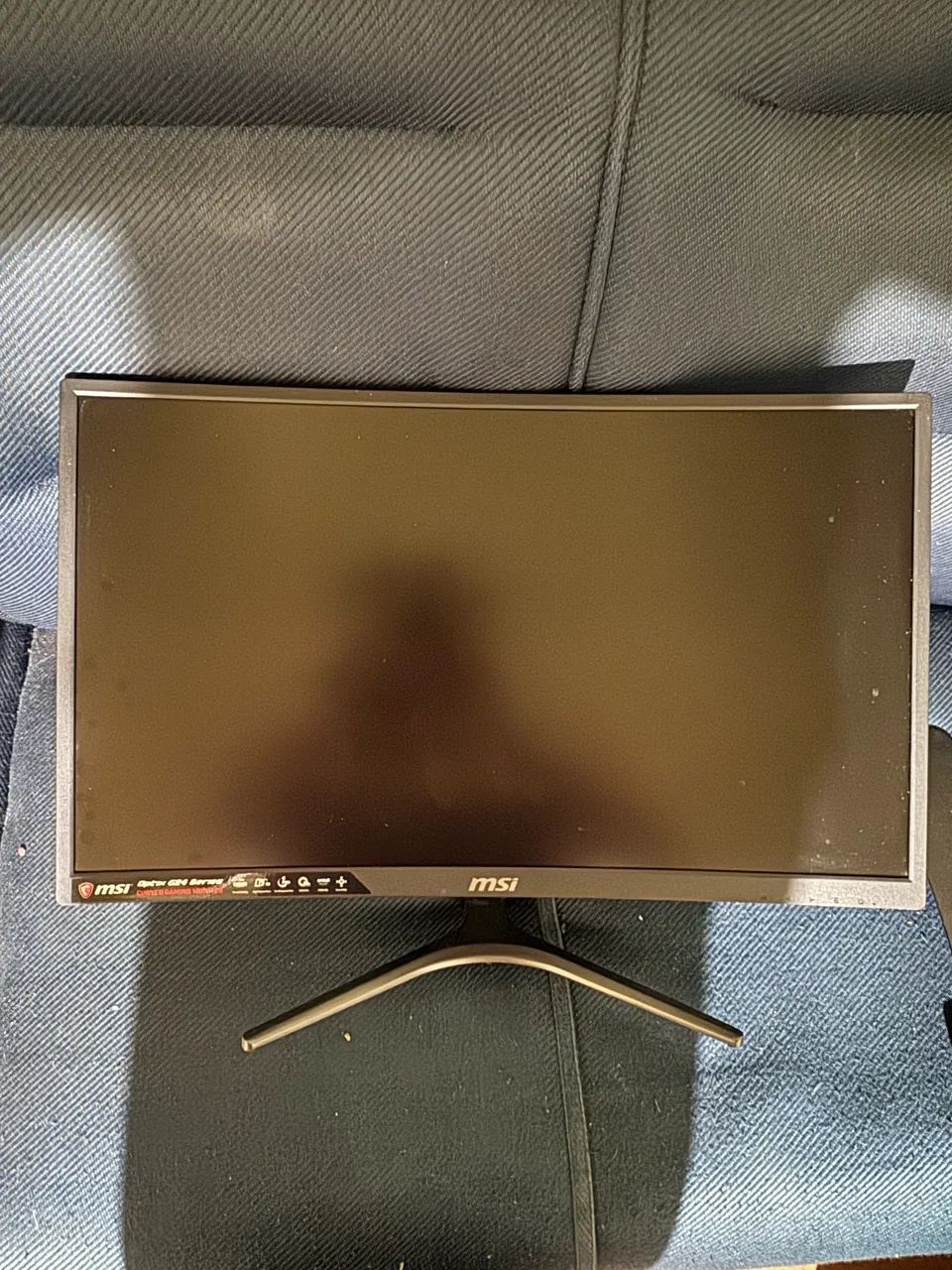 Monitor Gamer MSI Optix G241V Curvo - Foto 3