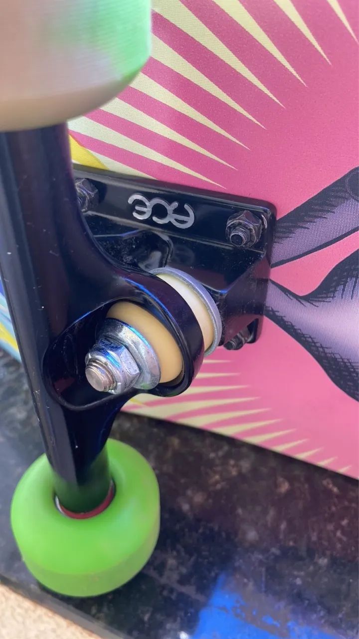 Vendo Skate Profissional - 100% Importado  - Foto 6