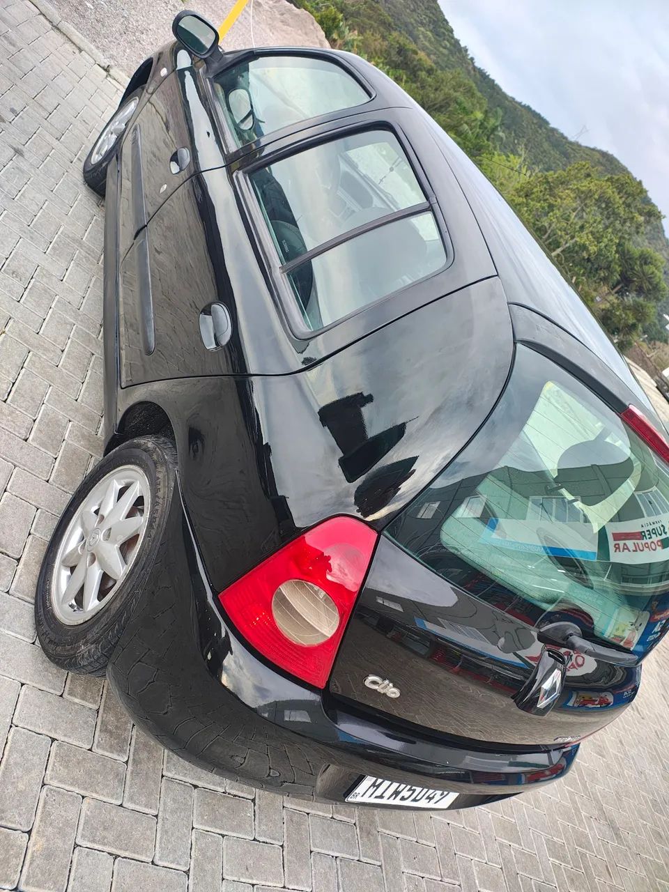 Renault Clio Campus Hi-flex 1.0 16V 5P 2011 - Foto 2