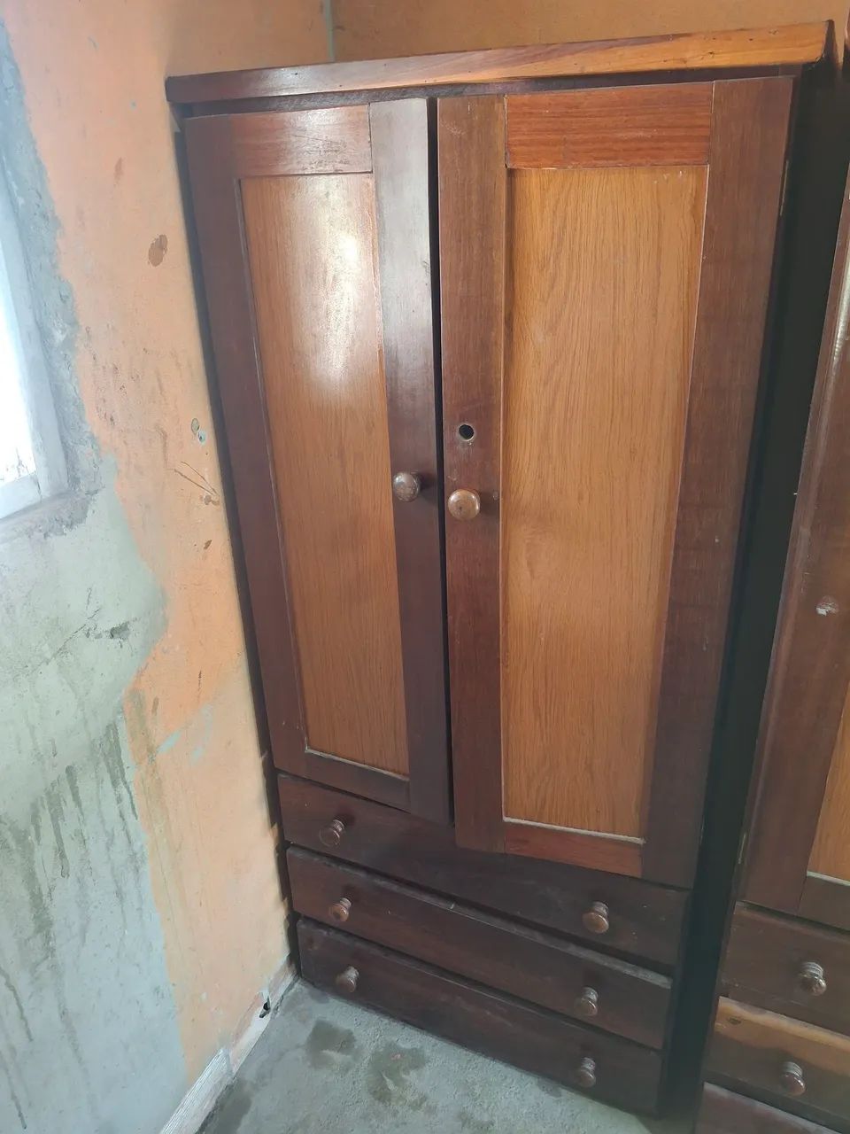 VENDO GUARDA ROUPA 