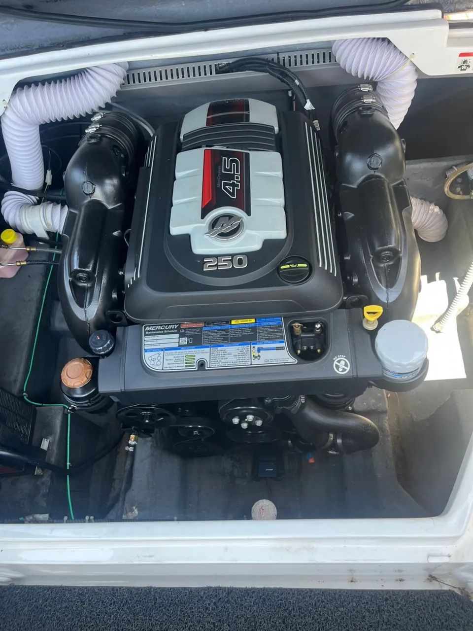 Lancha Focker 242 GTC - Foto 10