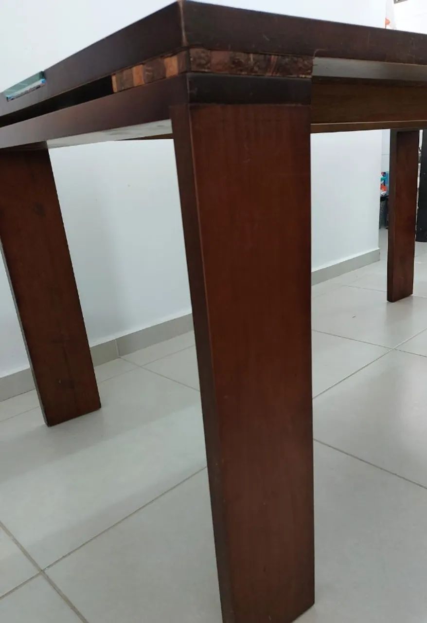 Mesa de jantar com 6 cadeiras estofadas 1,6 x 0,9m  - Foto 2