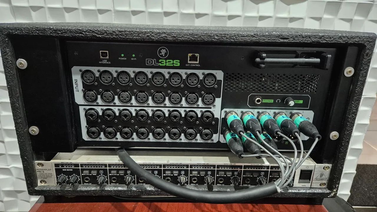 Mesa de som MACKIE DL32S - Foto 2