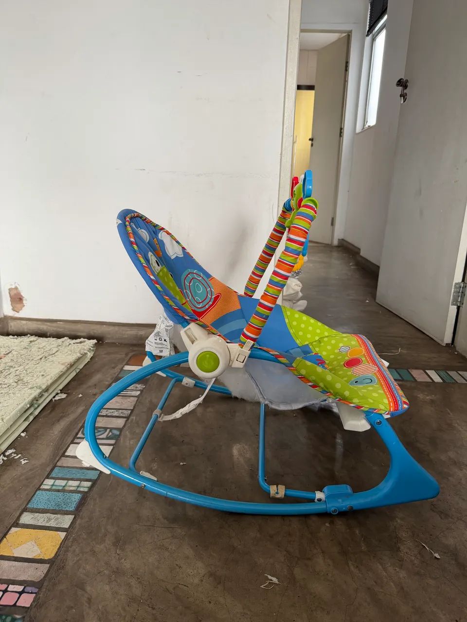 Cadeira de balanço bebê  - Foto 2
