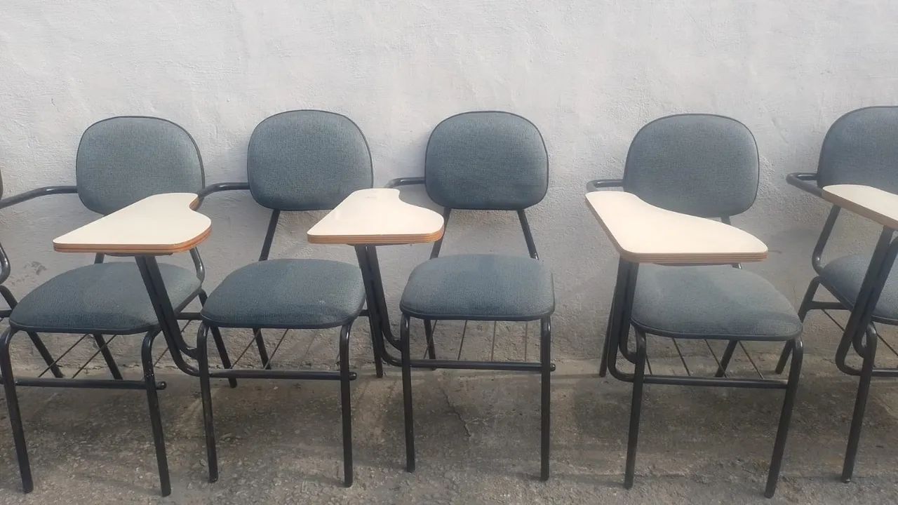 Cadeira universitária/escolar  - Foto 2