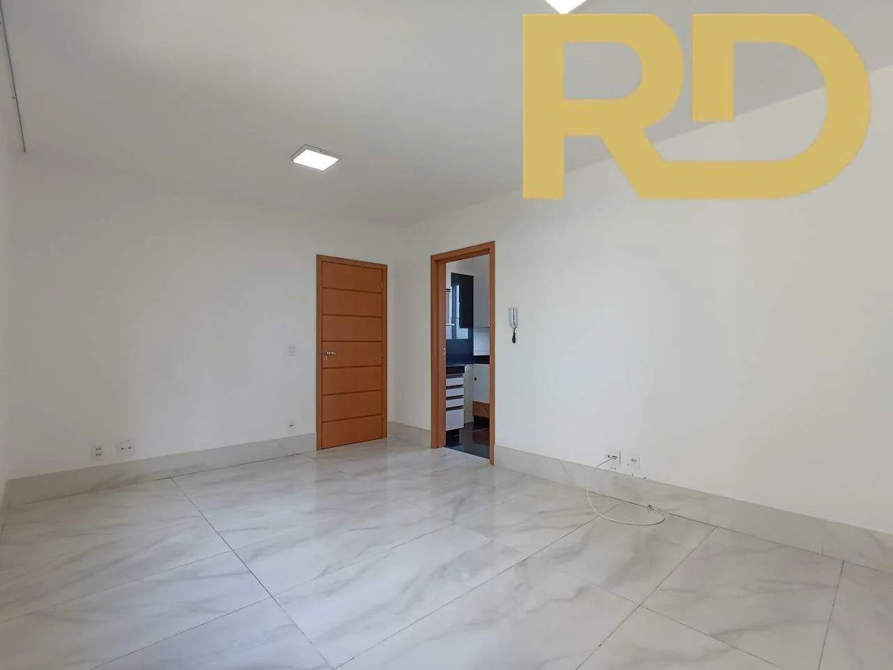 Apartamento de 03 quartos com 02 vagas de garagem - Foto 2