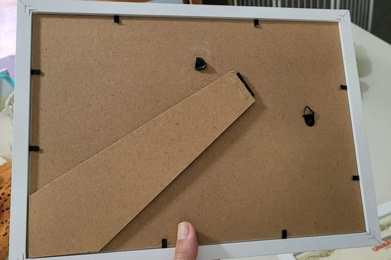 Porta Quadros em MDF - Foto 2