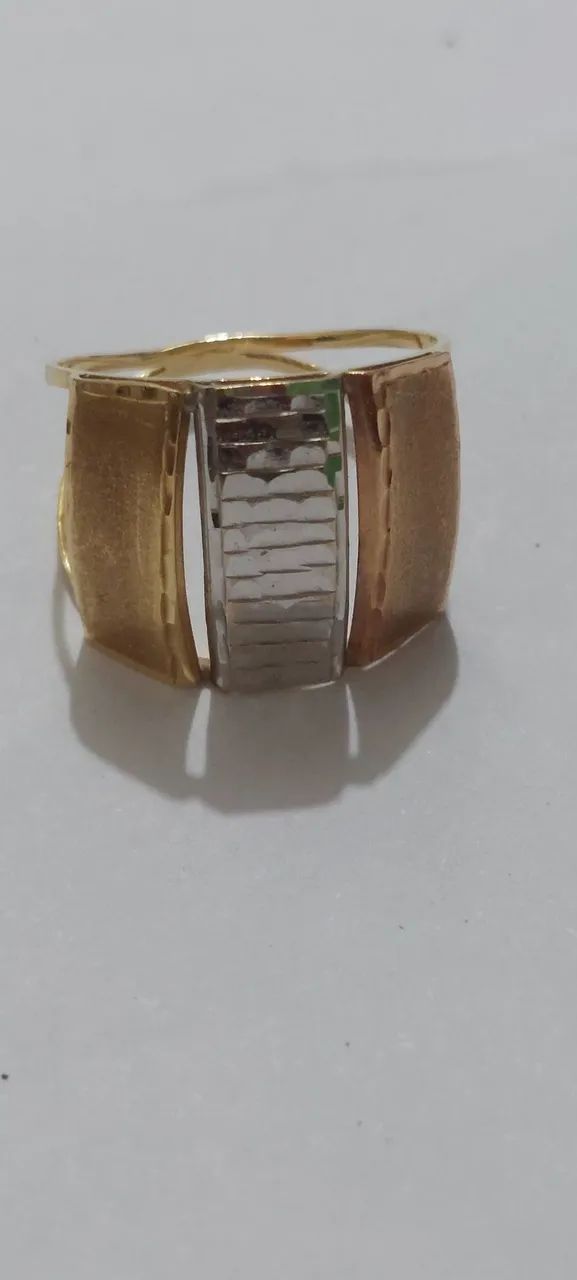 Anel em ouro amarelo vivara argola 