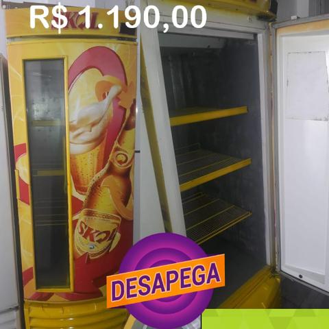 Freezer vertical amarelo Skol DESAPEGAA upppp