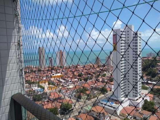 Vendo otimo apartamento com bela vista andar alto sombra 2 vagas cobertas petropolis - Foto 3