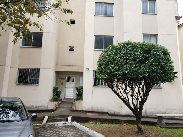Alugo apartamento dois quartos em Morada