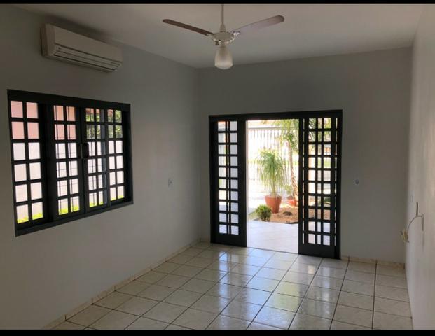Vendo Casa em Sorriso/MT - Ótima Localização - Av. Porto Alegre, 3744 - Centro - Foto 5