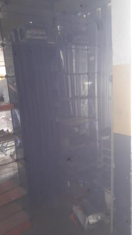Armário de vidro prateleira espelhada - Foto 2