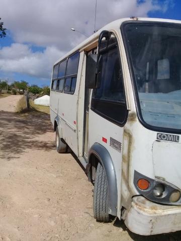 Microonibus MB 710 Comil 2002 - Foto 2