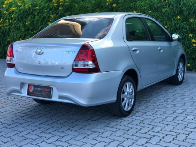 Toyota etios sedan 2019 1.5 x plus sedan 16v flex 4p automÁtico - Foto 5