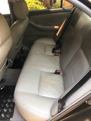 Vendo Toyota Corolla 2004 automático - Foto 4
