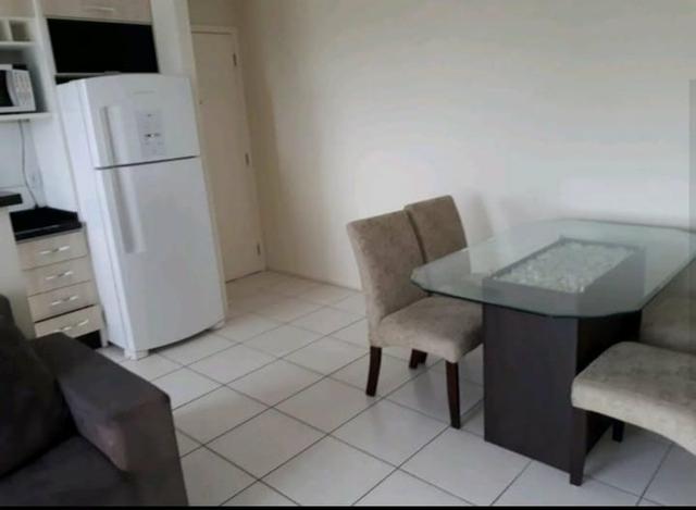 Alugo apartamento mobiliado com taxas inclusas - Foto 2