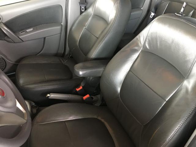 FIAT GRAND SIENA 2012/2013 1.6 MPI ESSENCE 16V FLEX 4P AUTOMATIZADO - Foto 7