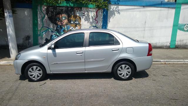 Etios 2017 automático com GNV - Foto 12