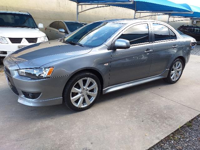 Lancer Automático CVT - Central Multimida - Bancos Caramelos - Pneus Novos - Foto 2