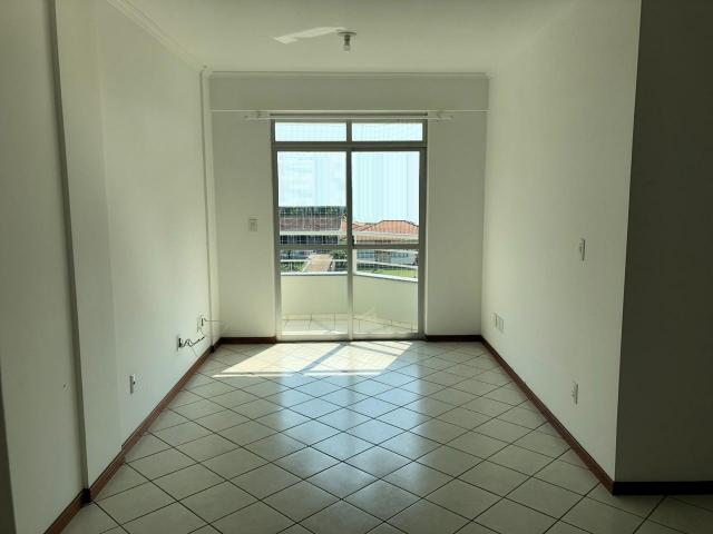 Apartamento à Venda, 76,00m² àrea privativa - 1 suíte + 2 quartos - Ilha da Figueira - Foto 3