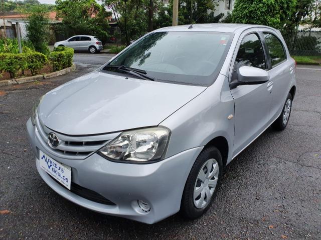 Toyota Etios XS 1.5 Flex Completo Único dono 2014