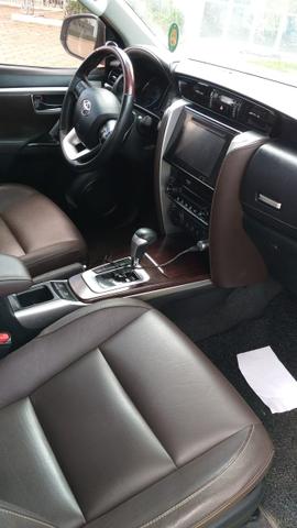 Hilux SW4 - Foto 6