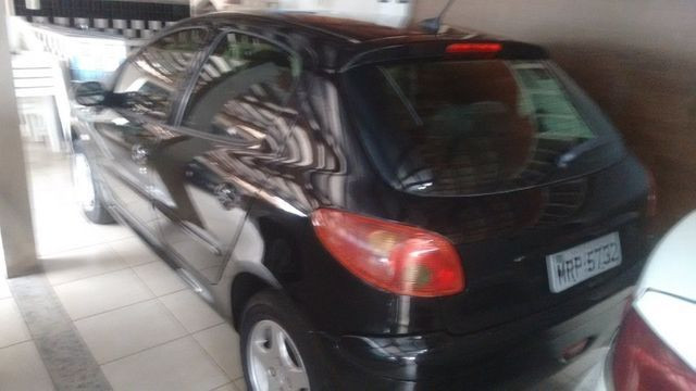 Vendo Peugeot 206 1.6 Feline Top de linha - Foto 2
