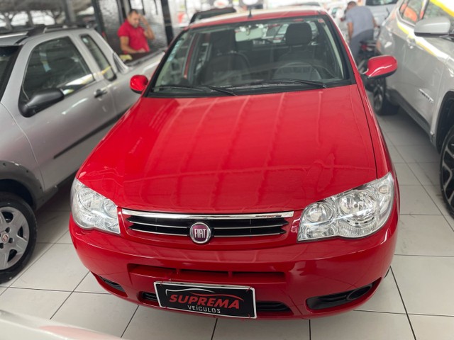 FIAT PALIO CELEBRACION 1.0 2015