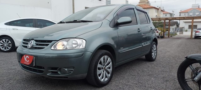 VW FOX 1.0 TREND 4P 2010  COMPLETO 