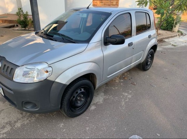 FIAT UNO VIVACE 2012