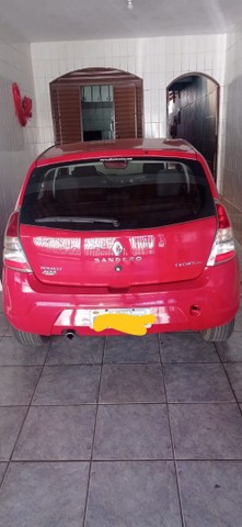 SANDERO TECH RUN 2014