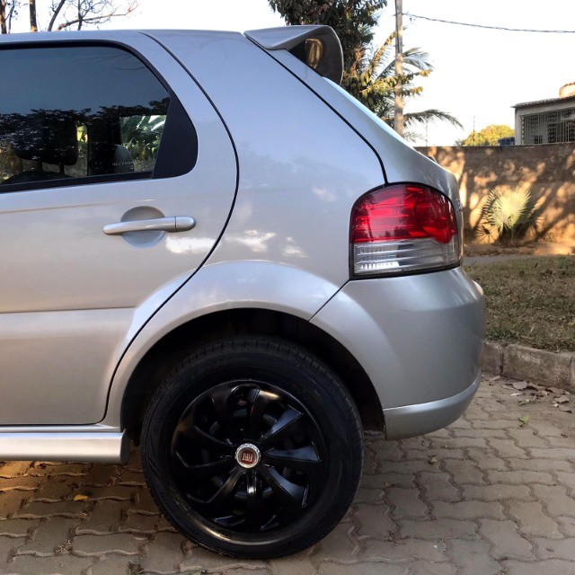 FIAT PALIO ATTRACTIVE 1.4 2011