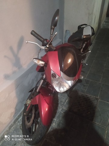 VENDO UMA MOTO