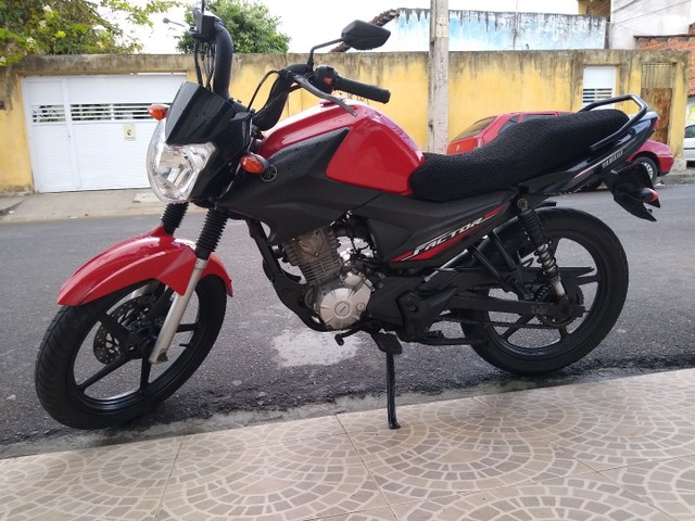 MOTO YAMAHA FACTOR 125I ANO 2017 VENDO OU TROCO EM MOTO FAN, TITAN, BROS