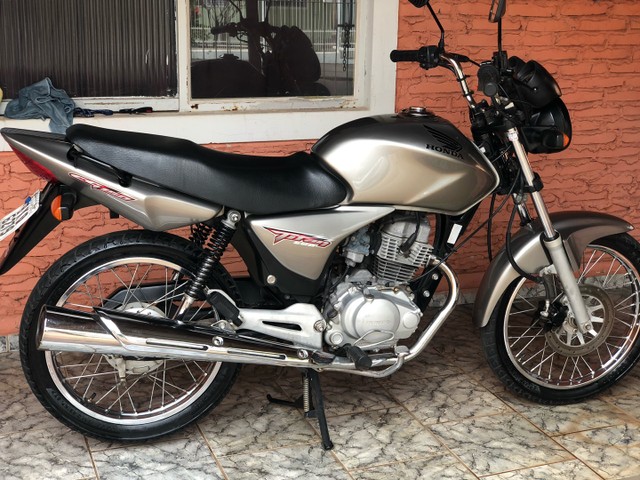 MOTO TITAN