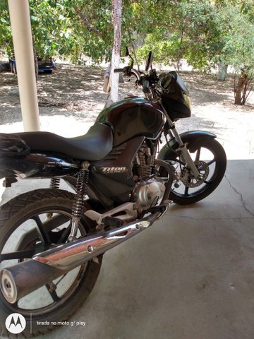 TITAN 150 EX