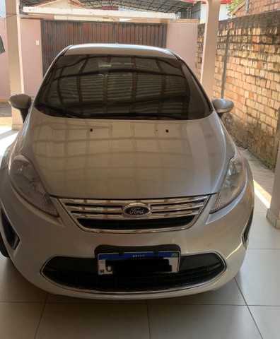 VENDE-SE NEW FIESTA SEDAN, ANO 2011/2012, COM CHAVE RESERVA, COMPLETO