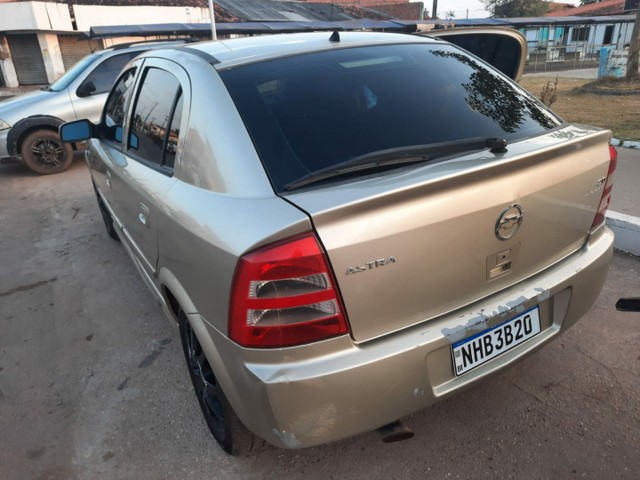 VENDO UM ASTRA 2.0 8V ANO 2007